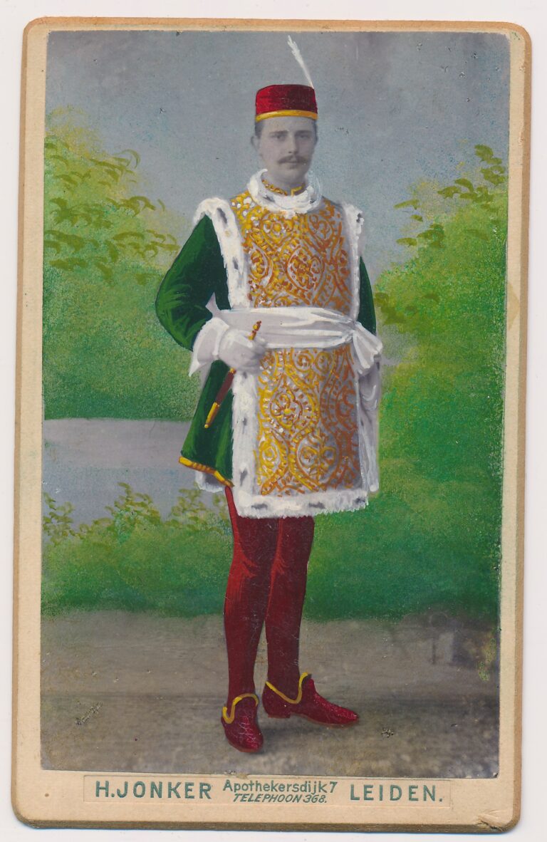 Foto van Portret 14 (naam volgt), H. Jonker, Apothekersdijk 7, Leiden