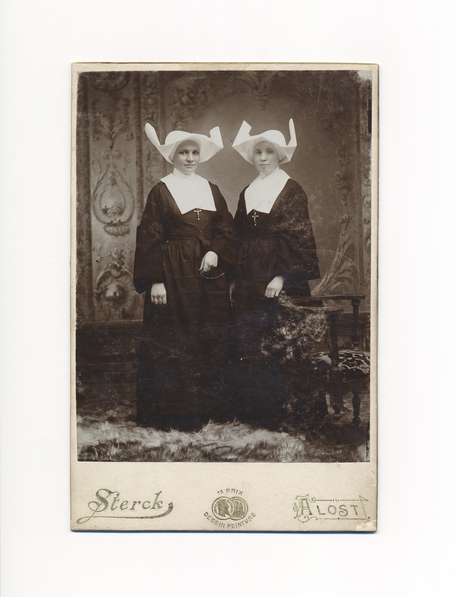Sterck: twee zusters van liefde, Aalst ca. 1900