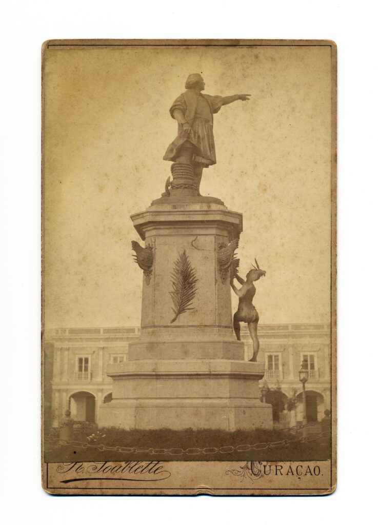View the photos 1 van R. Soublette: standbeeld van Columbus, Curaçao, Curaçao ca. 1869