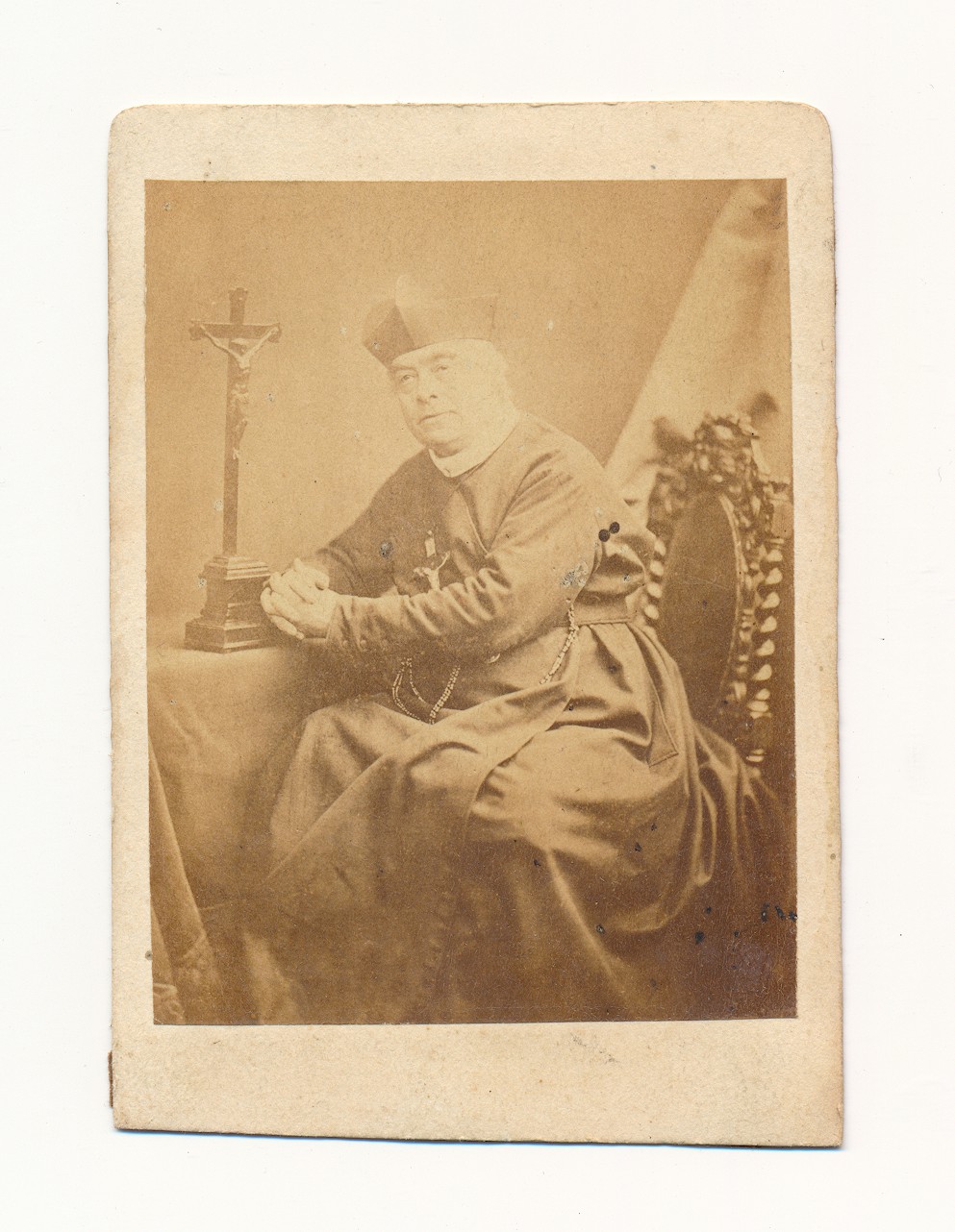 Onbekend: bisschop met kruisbeeld, ca. 1870