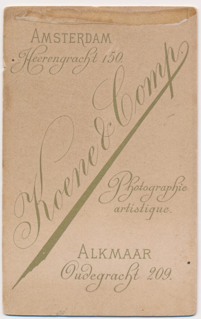 Bekijk de foto's 2 van Koene & Cou: kat, ca. 1890