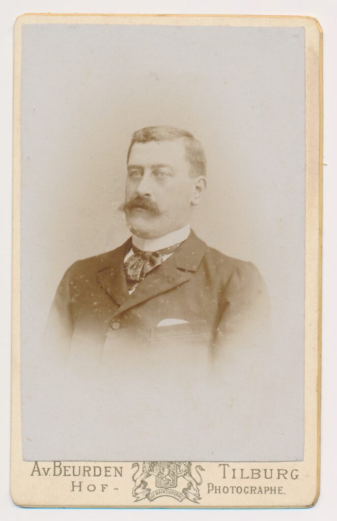 Bekijk de foto's 1 van A. van Beurden: Pierre Bogaerts, Tilburg ca. 1880