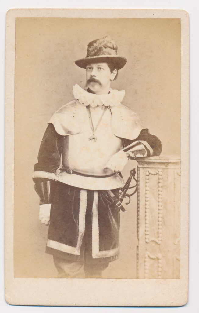 View the photos 1 van Binger & Chits: costume portrait, Haarlem ca. 1871