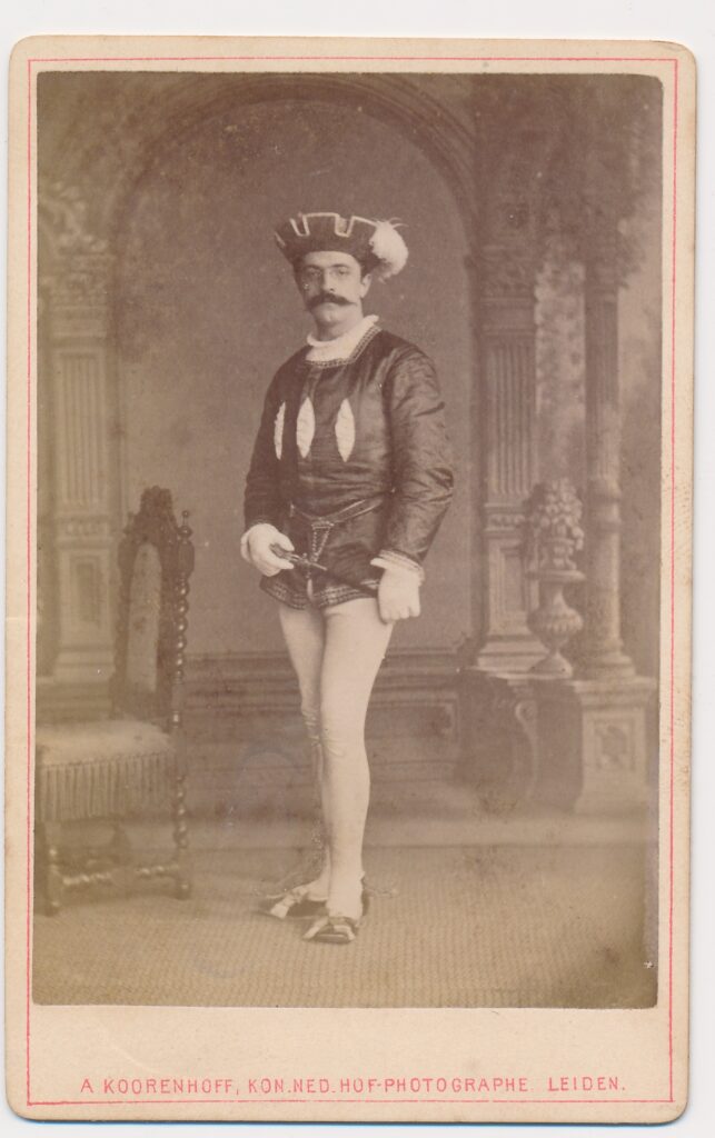 Bekijk de foto's 1 van A. Koorenhoff: Jan Lorie, Leiden ca. 1878