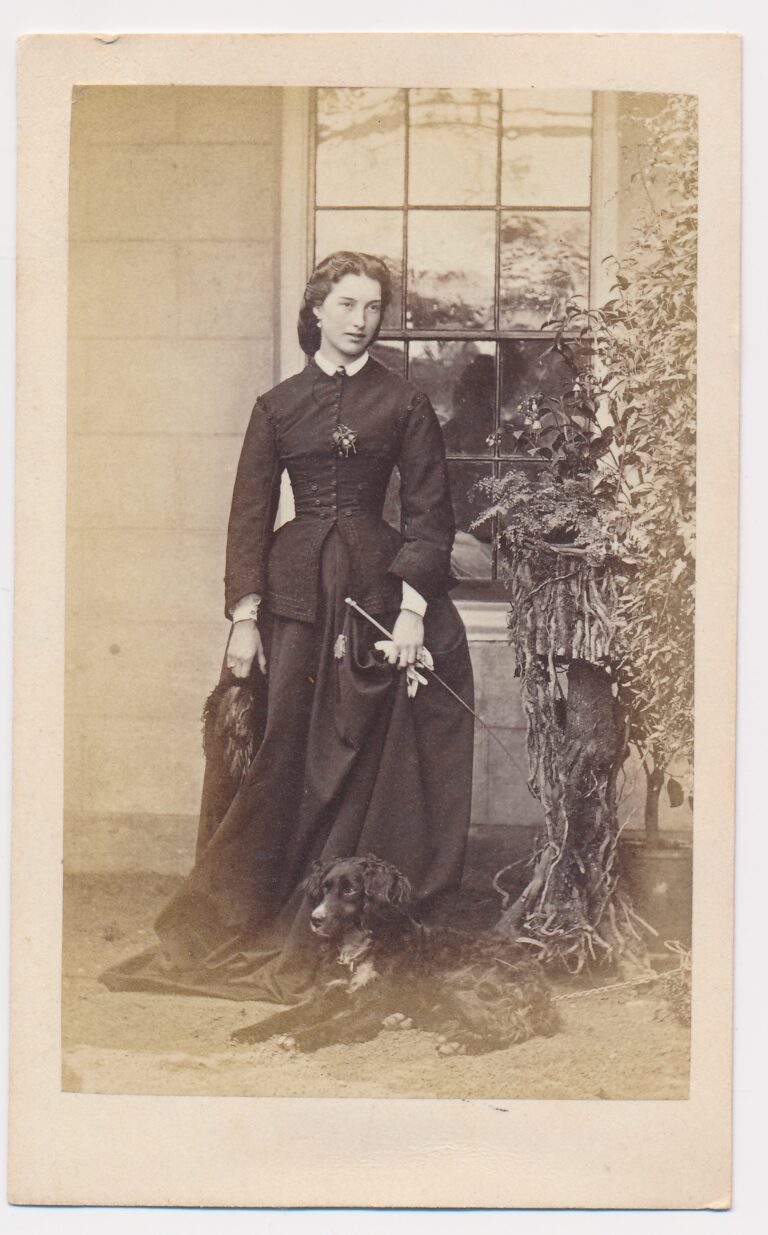 Foto van Portret 38 (naam volgt), T.B. Hutton, Guernsey