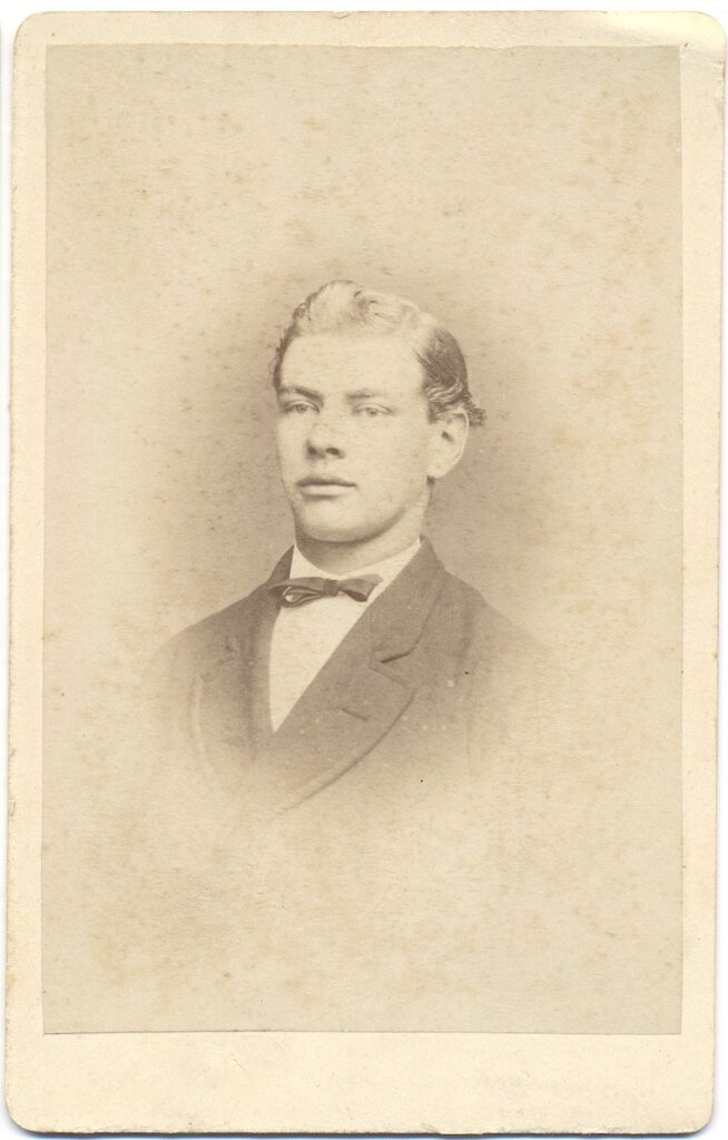 Bekijk de foto's 1 van L. Stollenwerk: Antonius Johannes Franciscus Mutsaers, ‘s-Hertogenbosch ca. 1874