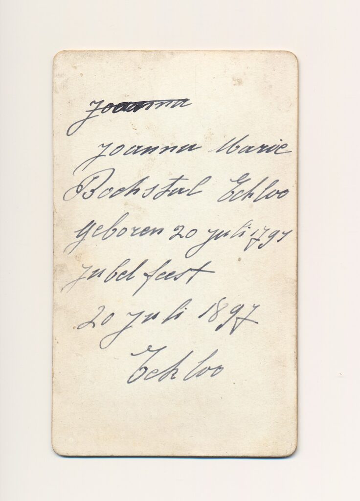 Bekijk de foto's 2 van Edm. Sandijck: Joanna Maria Bochstal (100e verjaardag), Eecloo ca. 1893