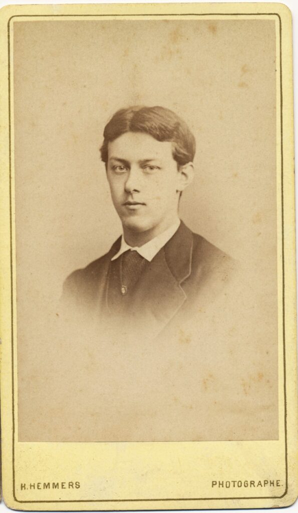 Bekijk de foto's 1 van H. Hemmers: Otto Baron van Hogendorp, Den Haag ca. 1879