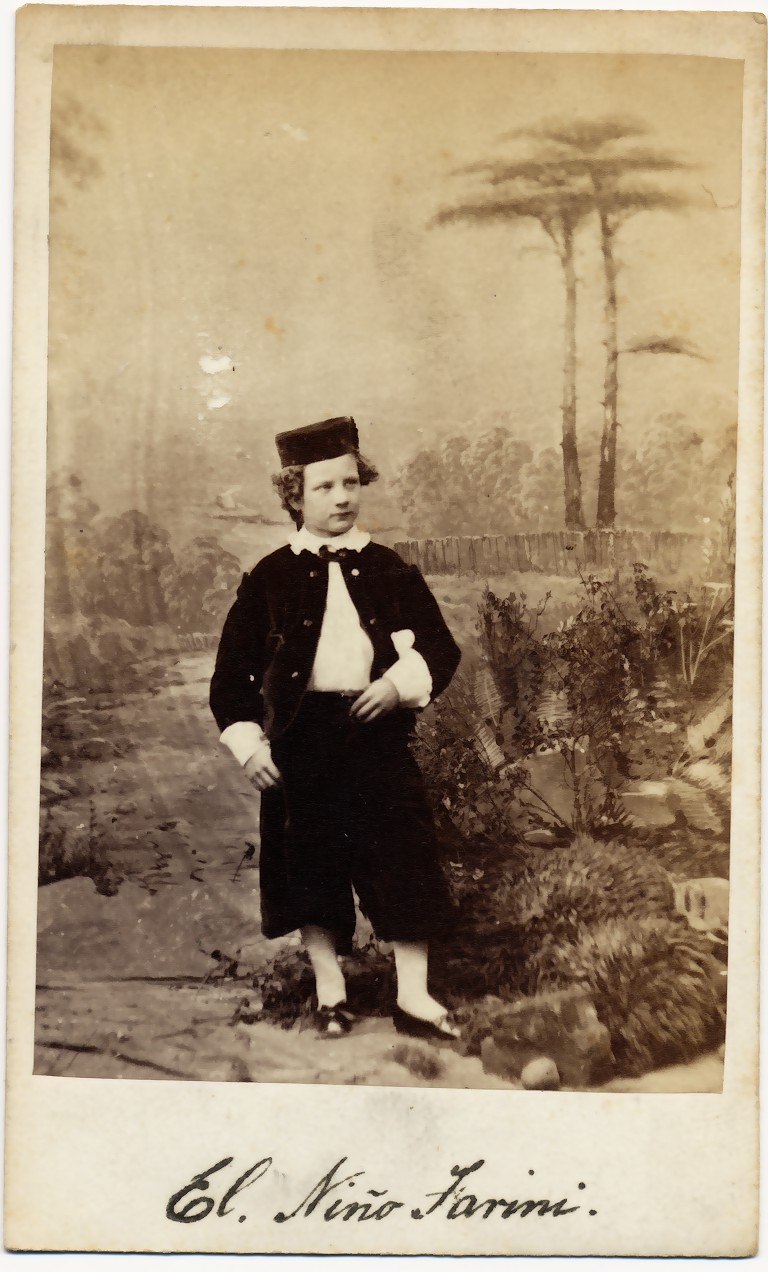 Nadin Photographic Gallery: Samuel Wasgatt (‘El Niño Farini’ / ‘Mademoiselle Lulu’), Londen ca. 1870